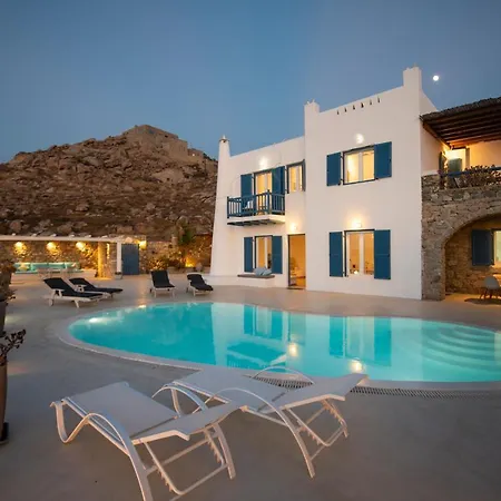 Serene By Stylish Stays *